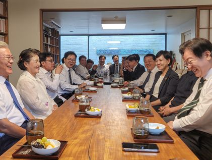 '명문 동맹' 대책위, 23일 문재인 예방…검찰수사 대응 논의