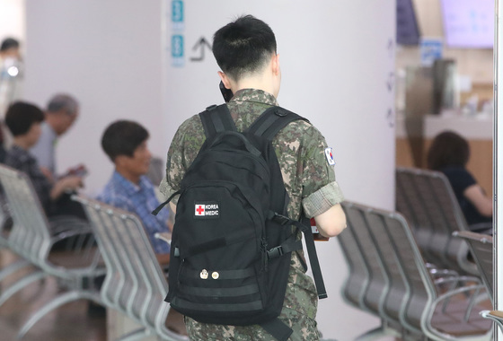 군·지역 의료 무너지는 중…군의관·공보의 복무제도 현실화 절실