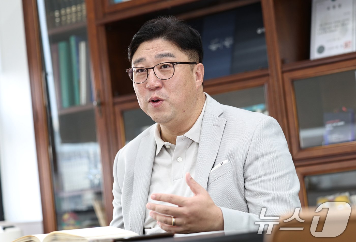 본문 이미지 - 코리아스타트업포럼 의장인 한상우 위즈돔 대표가 9일 경기 성남시 위즈돔 본사에서 뉴스1과 인터뷰하고 있다. 2024.9.9/뉴스1 ⓒ News1 구윤성 기자