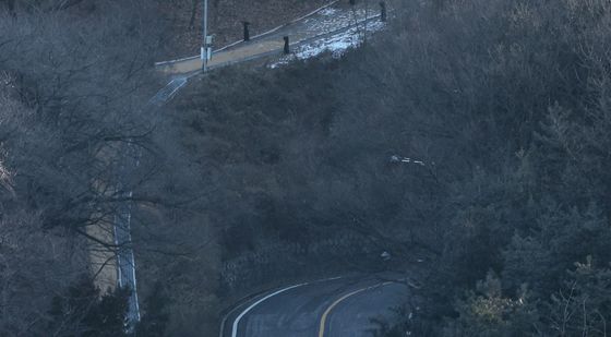 경호 인력 오가는 尹 관저