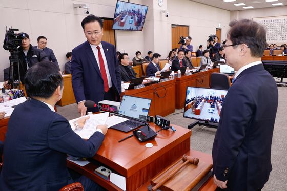 [영상] "빵 만드냐" 국민의힘, 내란특검법 수정안 상정부터 거부