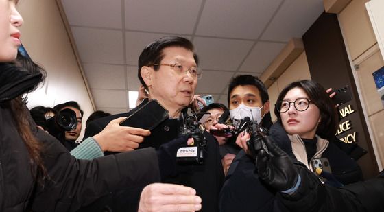 경찰의 3차 출석에 응한 박종준 경호처장