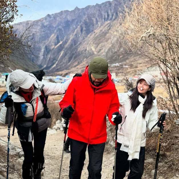 '히말라야 찾은' 권은비 코피 터졌다…노홍철은 고산병