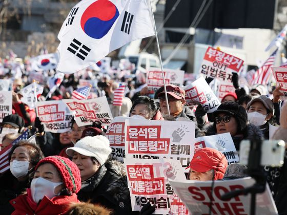 '국힘 상승' 여론조사, 보수층 응답도 늘었다…과표집 가능성도