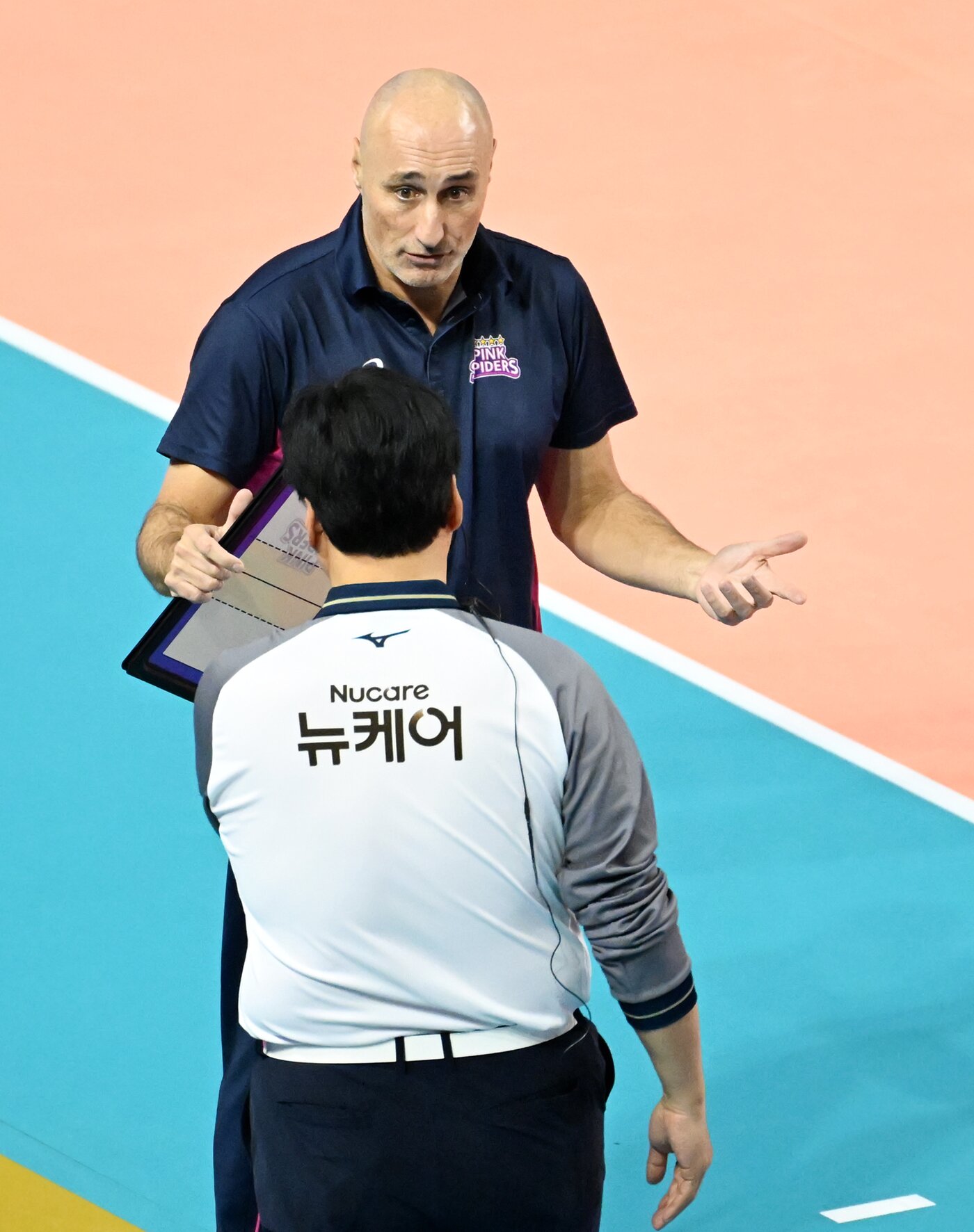 본문 이미지 - 마르첼로 아본단자 흥국생명 감독. &#40;KOVO 제공&#41;