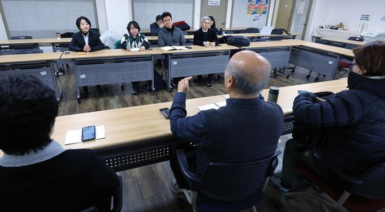 윤석열 즉각 퇴진·사회대개혁 비상행동과 간담회 나선 야4당