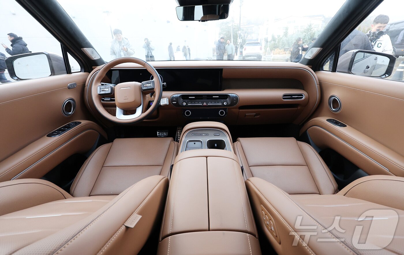 본문 이미지 - 지난해 1월 14일 현대자동차가 경기도 성남시 메종 디탈리에서 공개한 대형 SUV '디 올 뉴 팰리세이드' 내부. 2025.1.15/뉴스1 ⓒ News1 김성진 기자