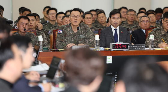 답변하는 김명수 합참의장