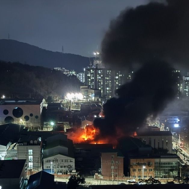 의정부시 용현동 공장 화재…대응 2단계 발령(상보)