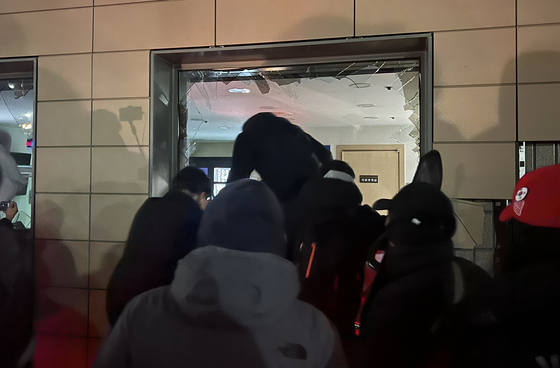 尹구속에 '서부지법 난동' 집회 참가자들, 2심도 대다수 실형