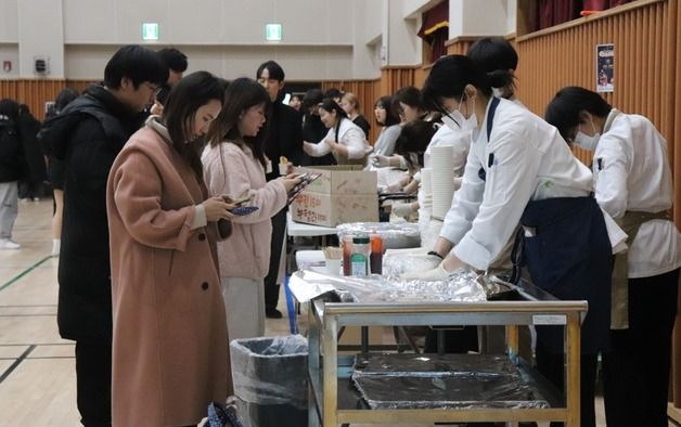 '여객기 참사 학생 희생' 세종장영실고 이웃돕기 성금 411만원 기탁