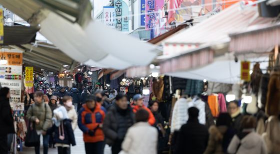 계엄 여파 직격탄 '소상공인 채무지원 확대 등 경제정책 발표'