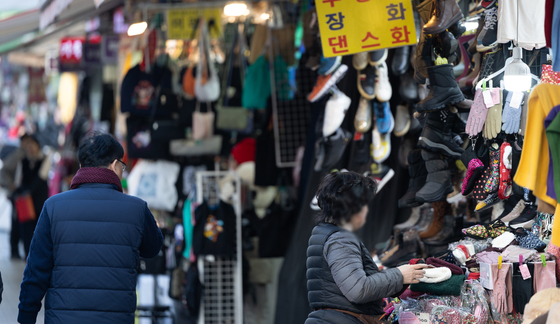 4조 새출발기금, 변제가능률 70% 넘어도 60% 감면…재산숨기기도 의심