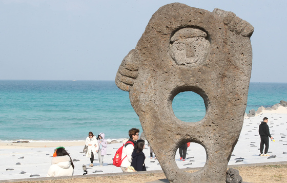 [오늘의 날씨] 제주(18일, 일)…낮 최고 15~17도