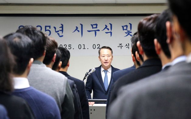 박진규 에넥스 회장 "2025년엔 철저한 이익 중심 경영 시스템 구축"