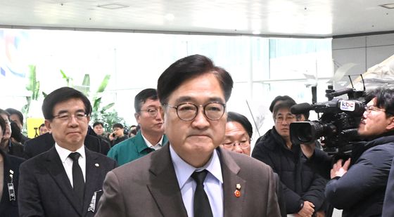 무안공항 합동분향소 조문하는 우원식 국회의장