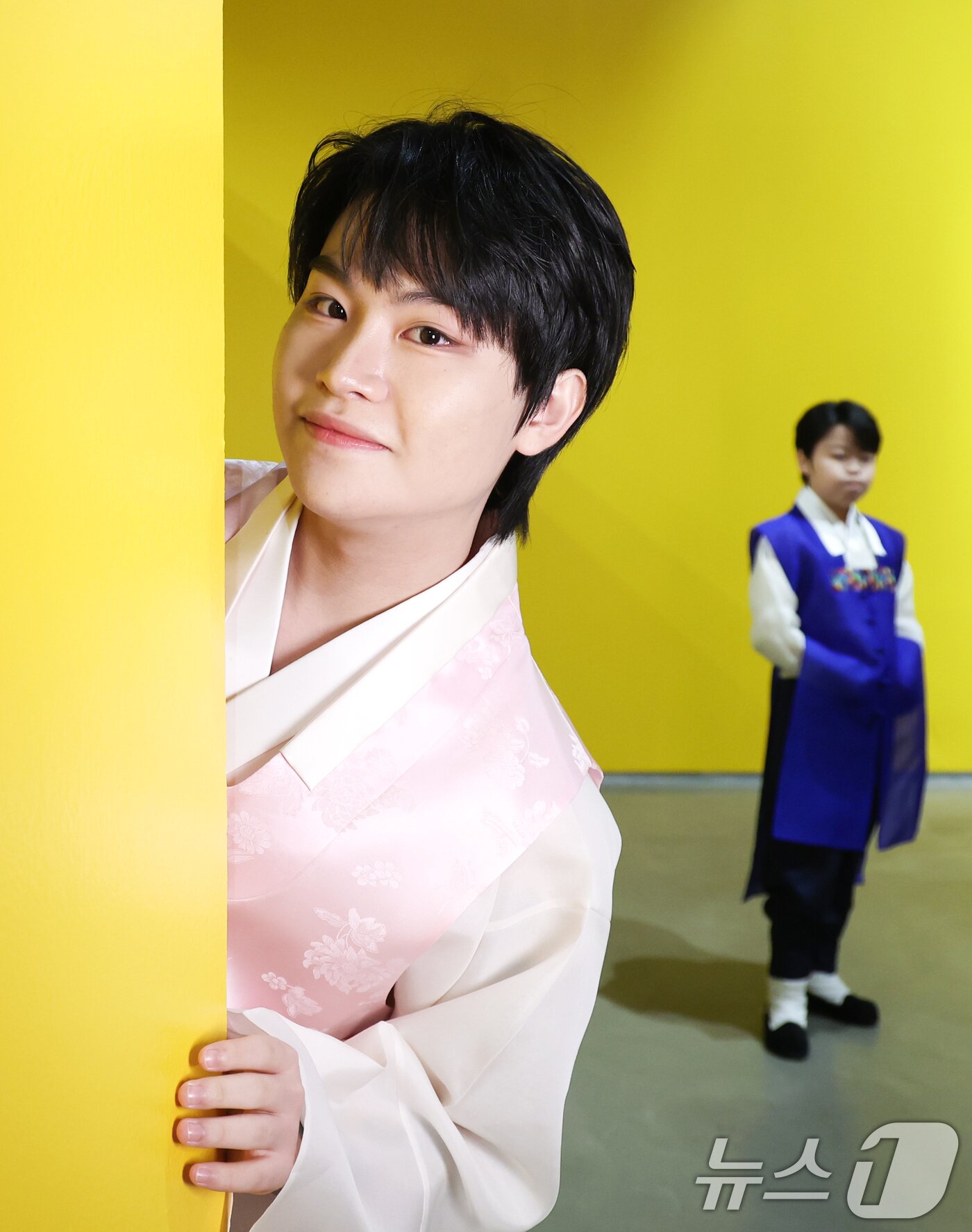 본문 이미지 - 트로트 가수 황민우&#40;왼쪽&#41; 황민호 형제 ⓒ News1 권현진 기자