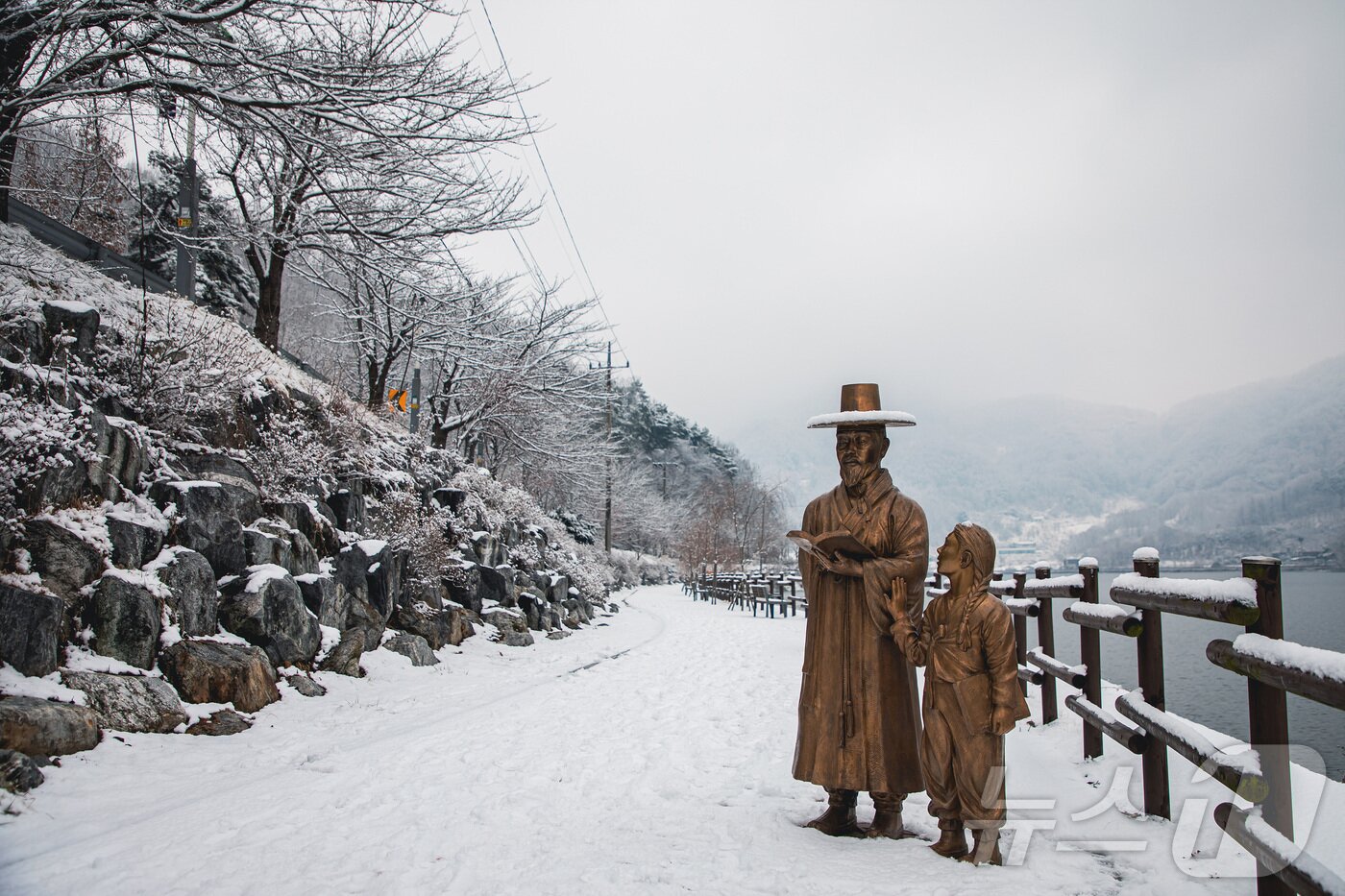 본문 이미지 - 증평 삼기저수지 산책로/뉴스1