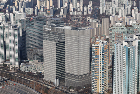 두산, 두산로보틱스 지분 일부 매각…SK실트론 인수 재원 '9477억' 확보