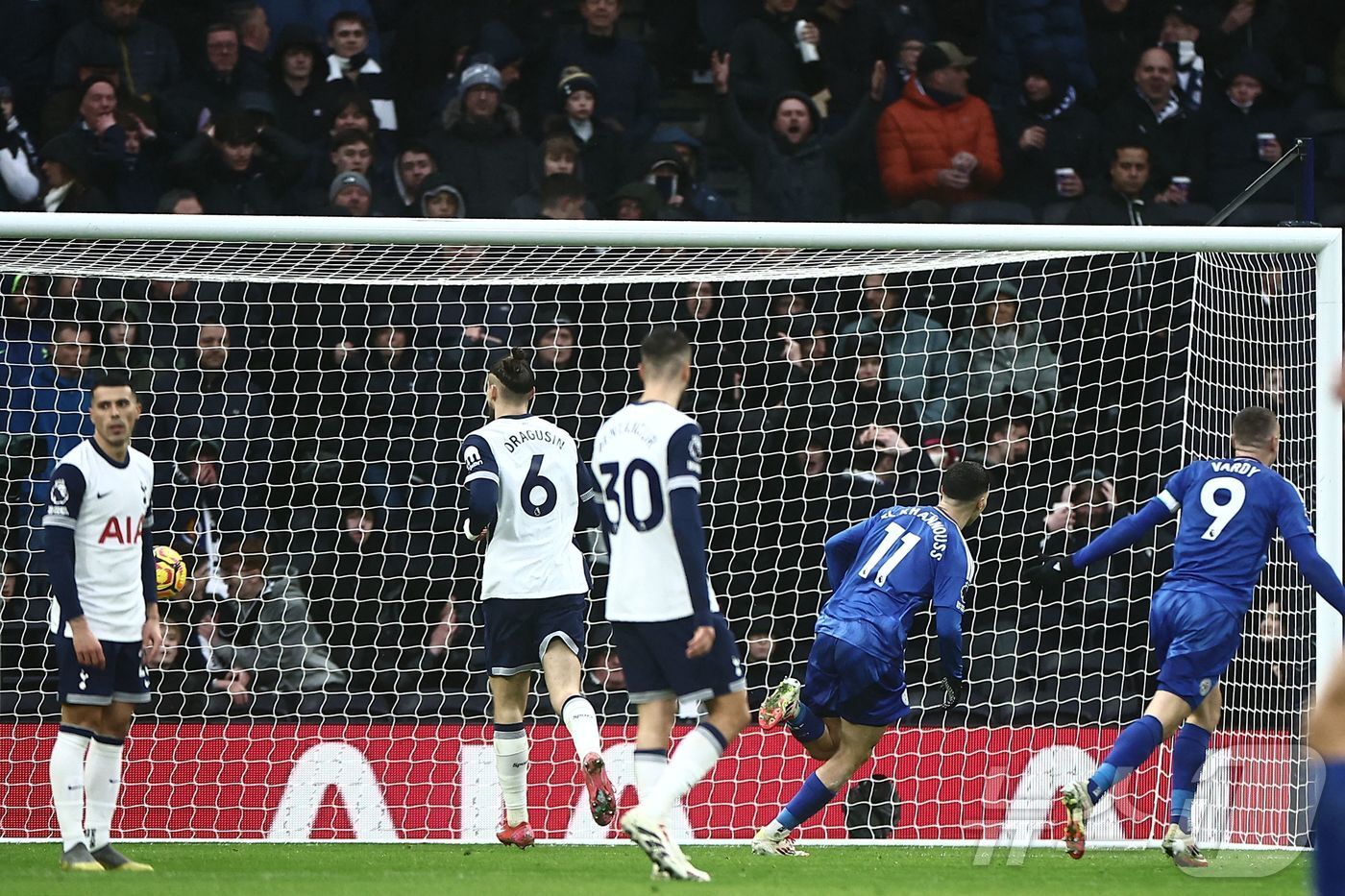 본문 이미지 - 레스터에 패배한 토트넘 홋스퍼.  ⓒ AFP=뉴스1
