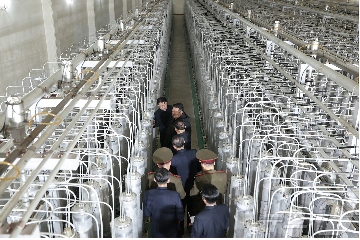 본문 이미지 - (평양 노동신문=뉴스1) = 북한 핵물질 생산 기지와 핵무기연구소. [국내에서만 사용가능. 재배포 금지. DB 금지. For Use Only in the Republic of Korea. Redistribution Prohibited] rodongphoto@news1.kr