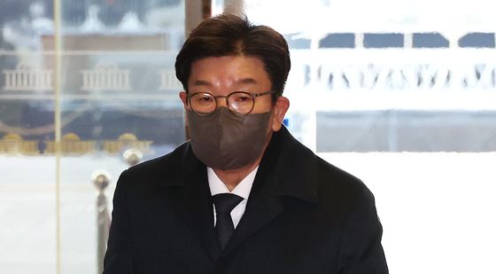 '대통령 체포 영장 집행 돌입' 국회 도착한 권성동