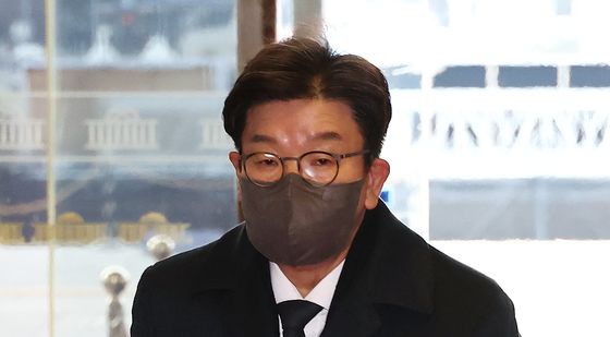 '대통령 체포 영장 집행 돌입' 국회 도착한 권성동