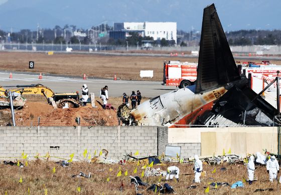 '제주항공 참사' 비행기록장치 6일 美 이송…전국공항 특별점검