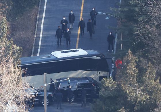 법원, 윤석열 대통령 체포 영장 집행 이의 신청 '기각'