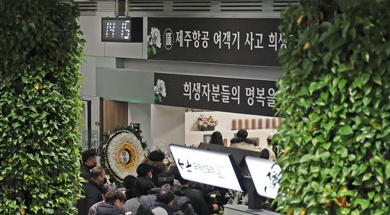 줄 잇는 제주항공 여객기참사 추모행렬