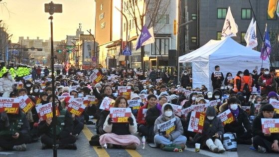 전주 시민들 “尹대통령, 경호처 뒤에 숨지 말고 당당히 심판 받아야"