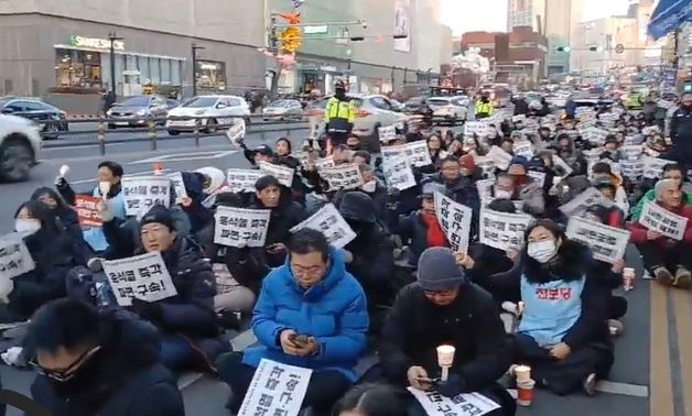 을사년 첫 주말, 대전·충남 시민 2500명 "윤석열 퇴진" 촉구