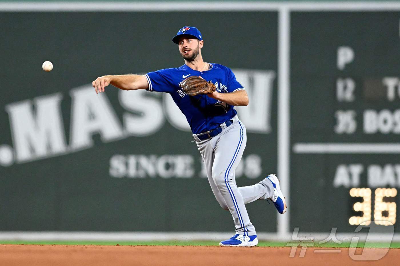 본문 이미지 - 류현진과 같은 토론토 블루제이스에서 뛰었던 비지오. ⓒ AFP=뉴스1