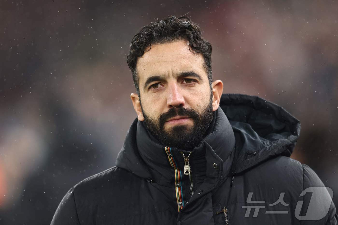 본문 이미지 - 맨유의 후벵 아모링 감독이 매킬로이를 올드 트래포드로 초청했다. ⓒ AFP=뉴스1