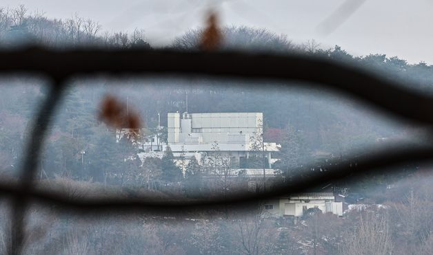 경찰 "尹 체포 일임 거부 영장 주체 공수처…공조본 유지"(종합)