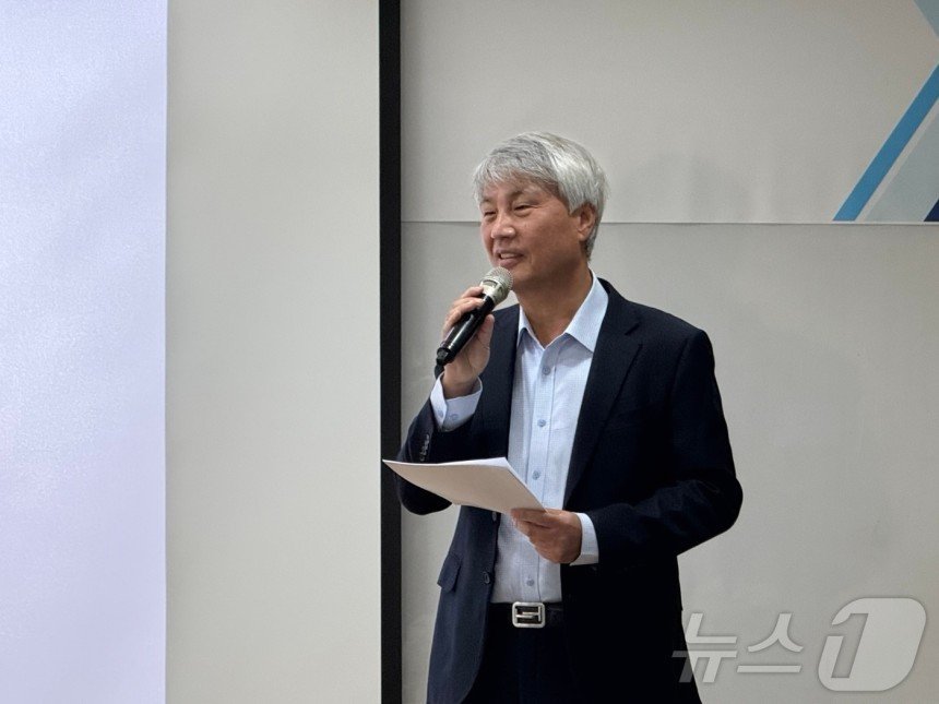 본문 이미지 - 석창규 웹케시그룹 회장이 기자간담회에서 발언하고 있다. ⓒ 뉴스1 김형준 기자