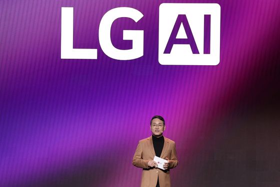 'AI 진심' LG전자, MS 손잡았다…AI 비서 공동개발[CES 2025]