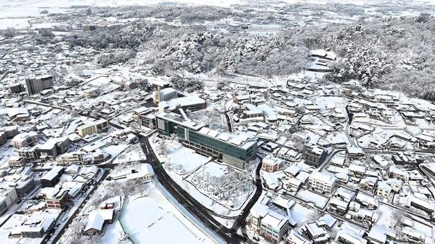 부안 벌써 11.2㎝…전북 대설특보 밤부터 8개 시군에 확대