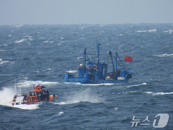 인천 소청도 해역 '불법 조업' 중국인 2명 벌금형…총 2억5000만원