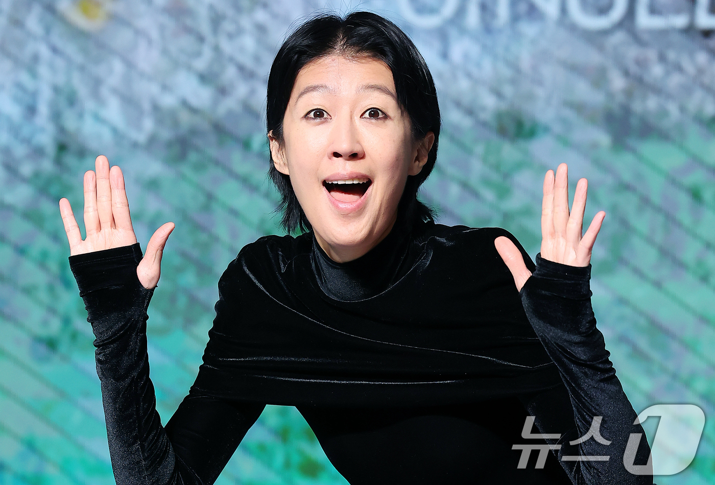 (서울=뉴스1) 김진환 기자 = 방송인 홍진경이 8일 서울 마포구 호텔 나루 서울 엠갤러리에서 열린 넷플릭스(Netflix) 오리지널 '솔로지옥4' 제작발표회에 참석해 포즈를 취하 …