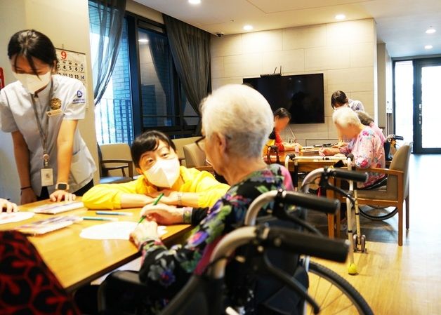 노후·유병자 실손보험 가입 70세→90세…보장연령 100→110세로 확대