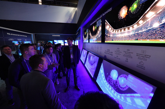 "지상파 UHD 수신 불가 숨겼다"…공정위, TCL·샤오미 TV 광고 '기만'