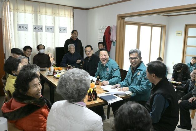 최영일 순창군수, 320개 전 마을 3년 연속 순회 방문 나서