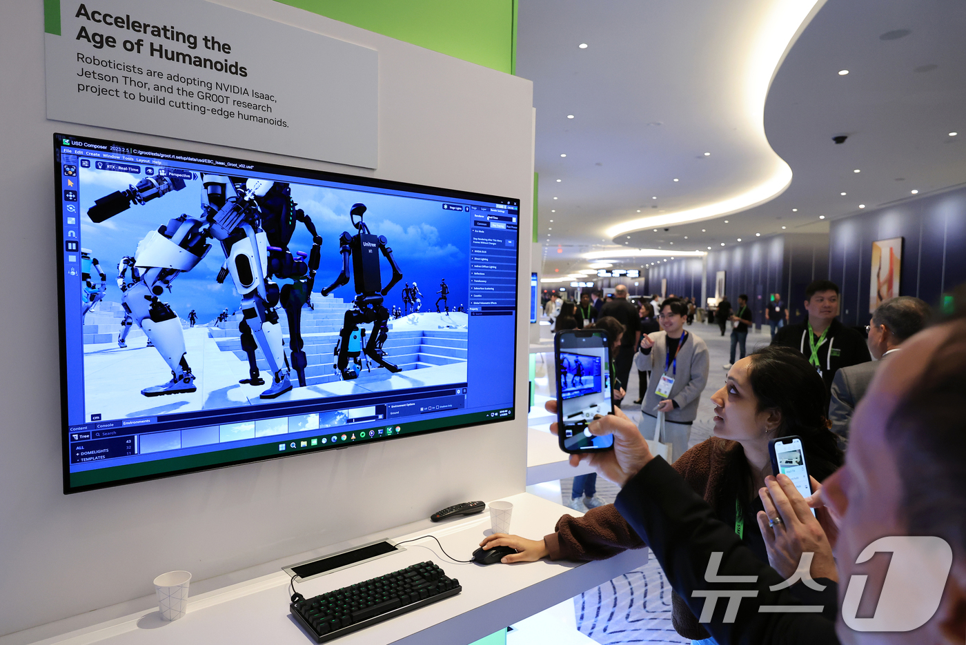 (라스베이거스(미국)=뉴스1) 신웅수 기자 = 세계 최대 가전·정보기술(IT) 전시회 CES 2025 개막일인 7일(현지시간) 젠슨 황 엔비디아 최고경영자(CEO) 글로벌 기자간담 …