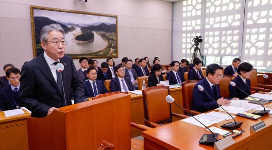 강호동 농협중앙회장, 농해수위 현안 보고