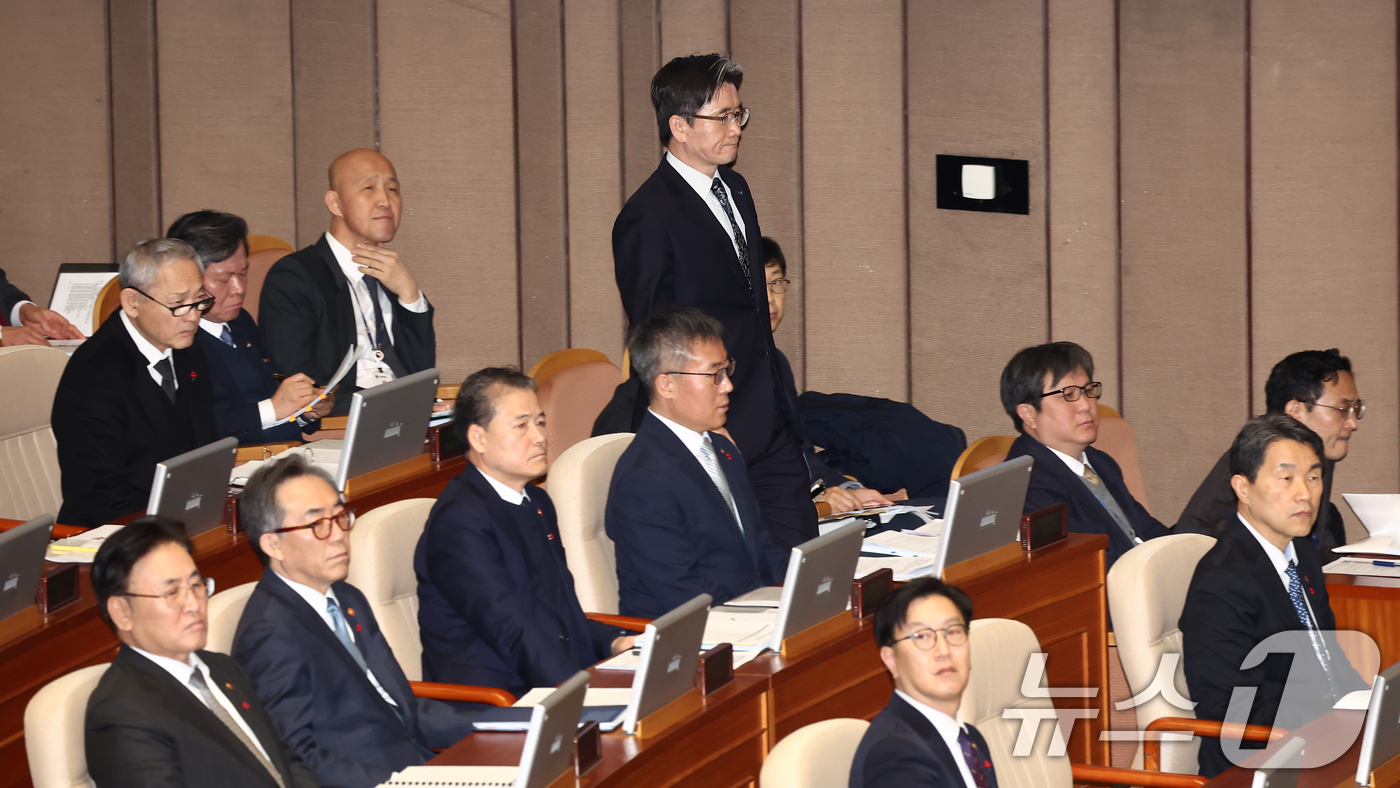 (서울=뉴스1) 김민지 기자 = 오동운 공수처장이 9일 오후 서울 여의도 국회에서 열린 제420회국회(임시회) 제5차 본회의에서 한정애 더불어민주당 의원의 윤석열 대통령 위헌적 비 …