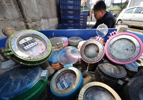'영하 12도' 냉동고 추위 직격…서울지역 수도계량기 8건 동파
