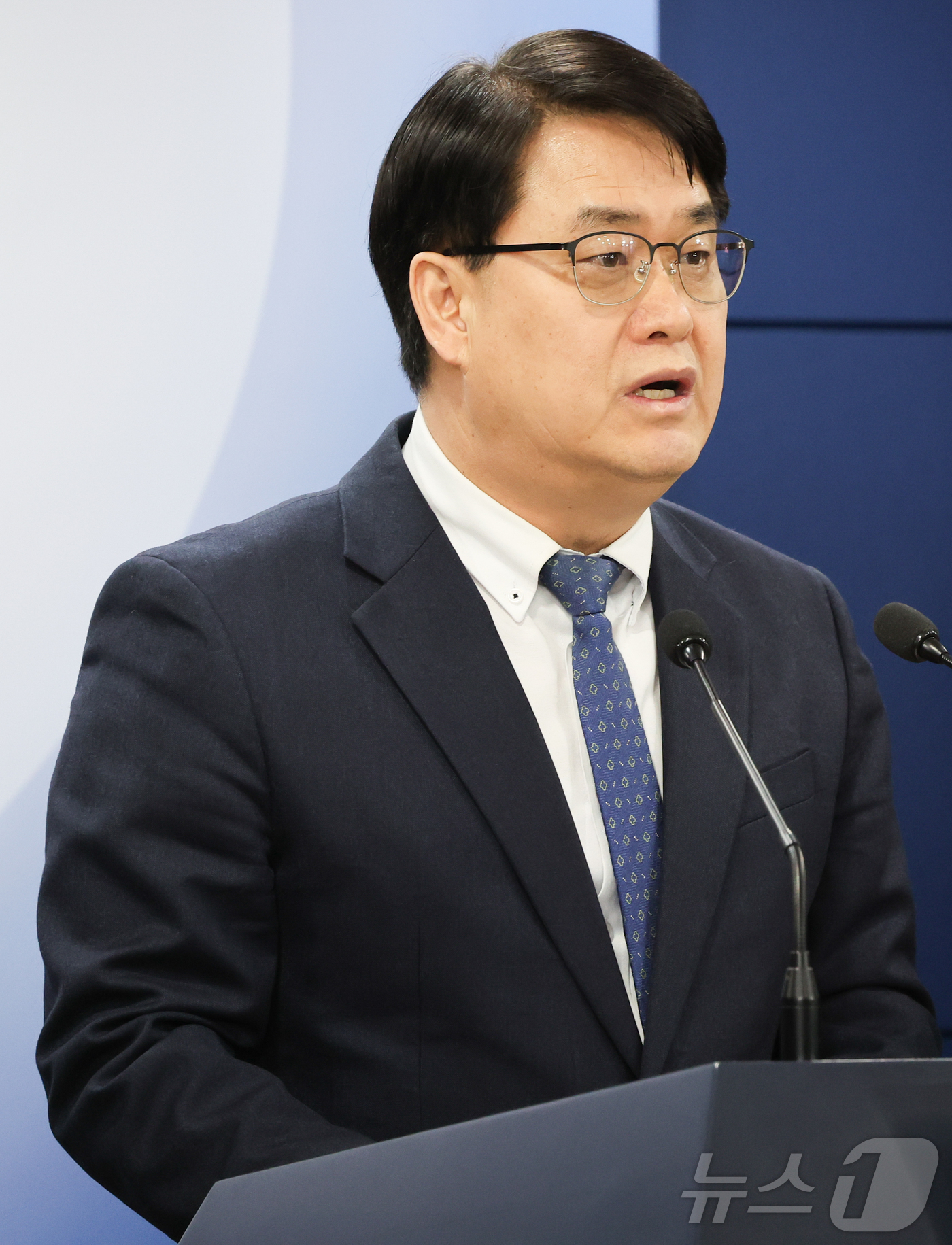 (서울=뉴스1) 허경 기자 = 이정렬 개인정보보호위원회 사무처장이 지난 9일 서울 종로구 정부서울청사에서 25년 개인정보위 주요업무 추진계획 사전브리핑을 하고 있다. 2025.1. …