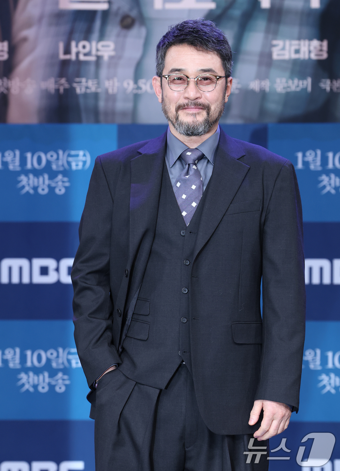 (서울=뉴스1) 권현진 기자 = 배우 최민수가 9일 오후 서울 마포구 상암동 MBC 골든마우스홀에서 열린 MBC 금토드라마 '모텔 캘리포니아' 제작발표회에 참석해 포즈를 취하고 있 …