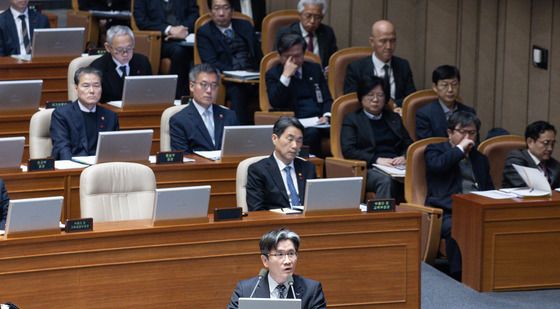 비상계엄 관련 답변하는 오동운 공수처장